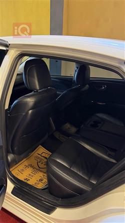 تويوتا أفالون